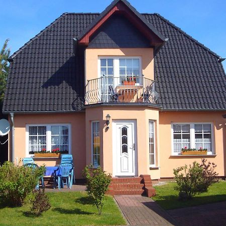 Ferienwohnung Jargow _ Alt_Reddevi Alt Reddevitz Exterior foto